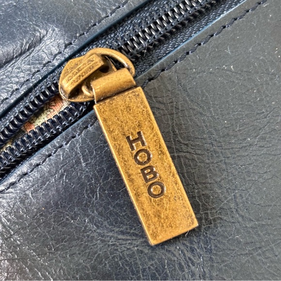 Hobo International Leather Fold Over Bow Clutch Dark Navy - Picture 8 of 16